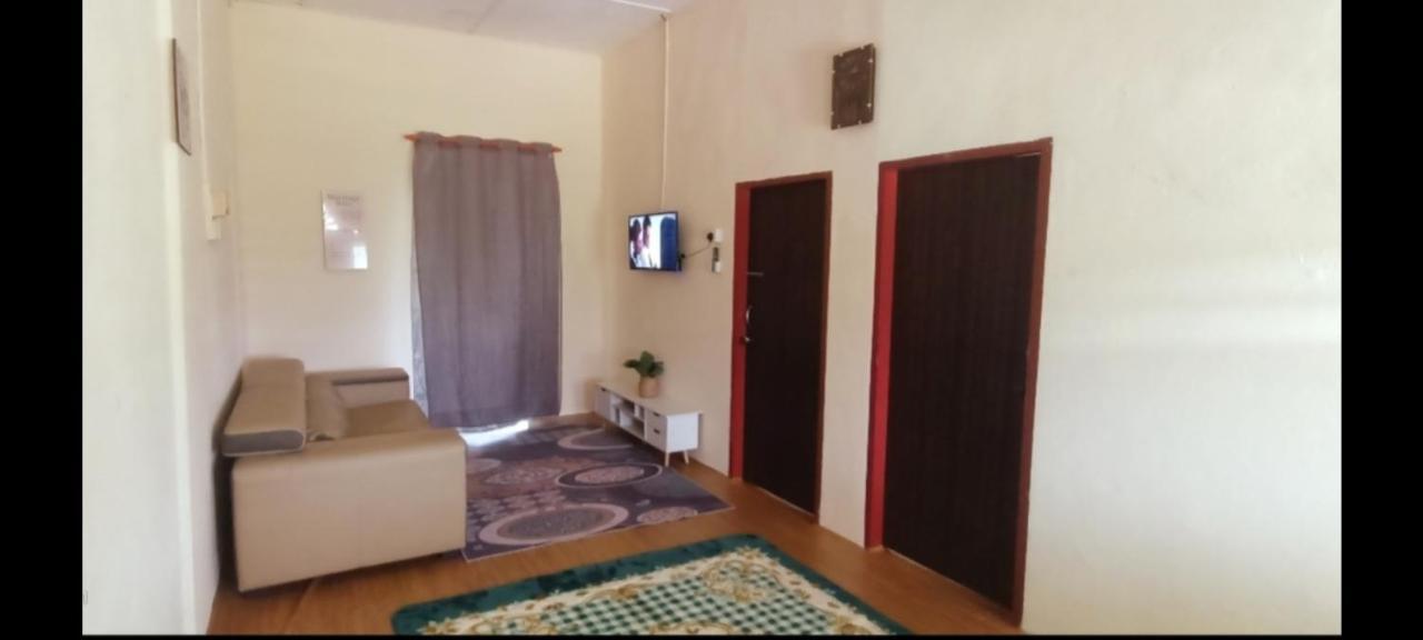 Rayyan Homestay Cherang Ruku Exterior photo
