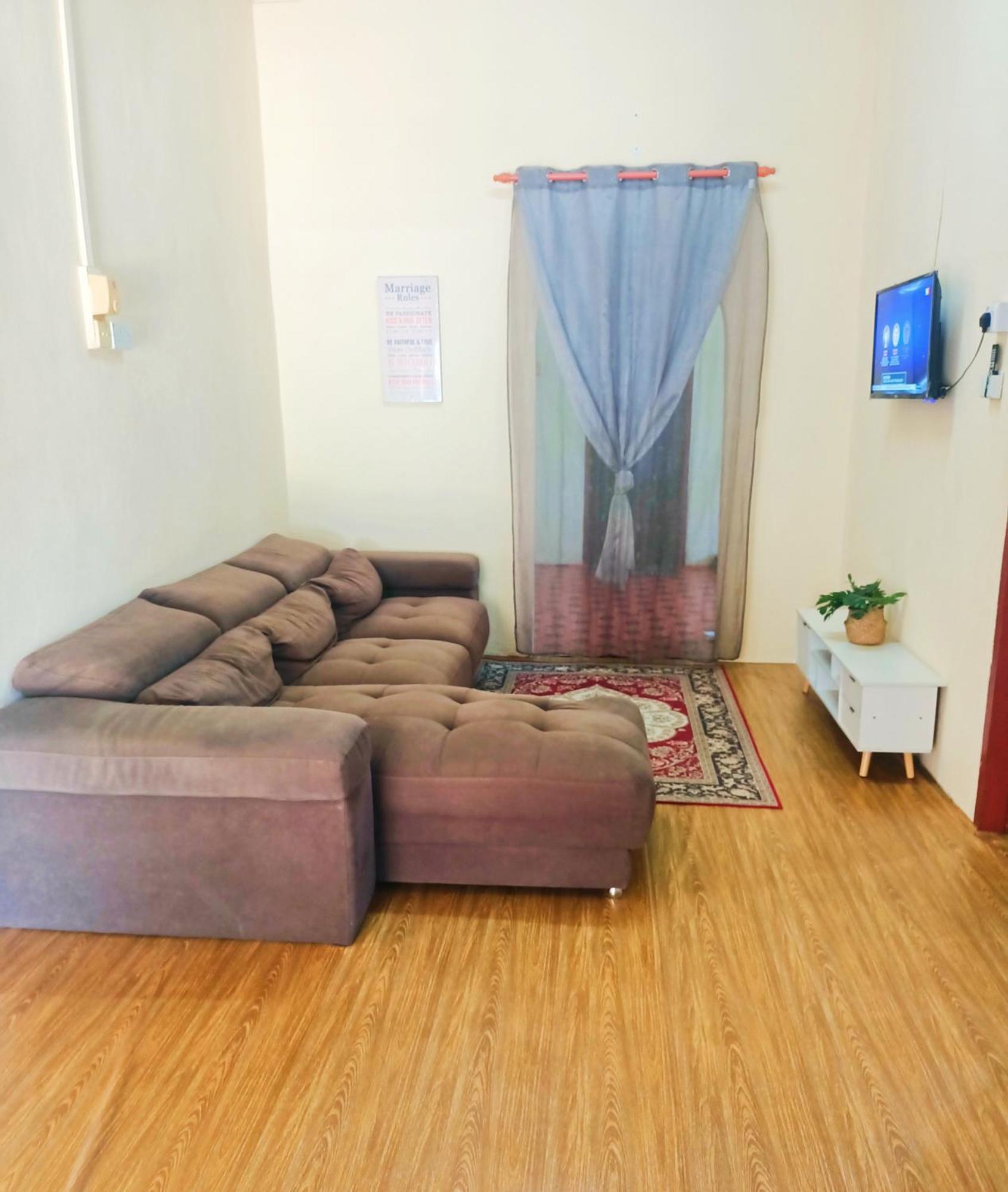 Rayyan Homestay Cherang Ruku Exterior photo